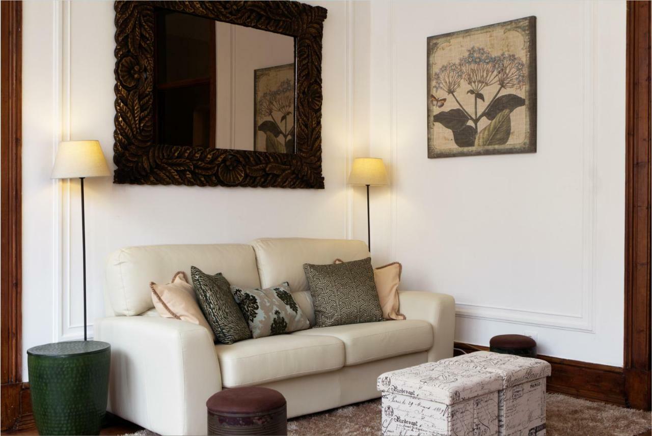 Localtraveling Downtown - Family Apartments Lisbon Bagian luar foto